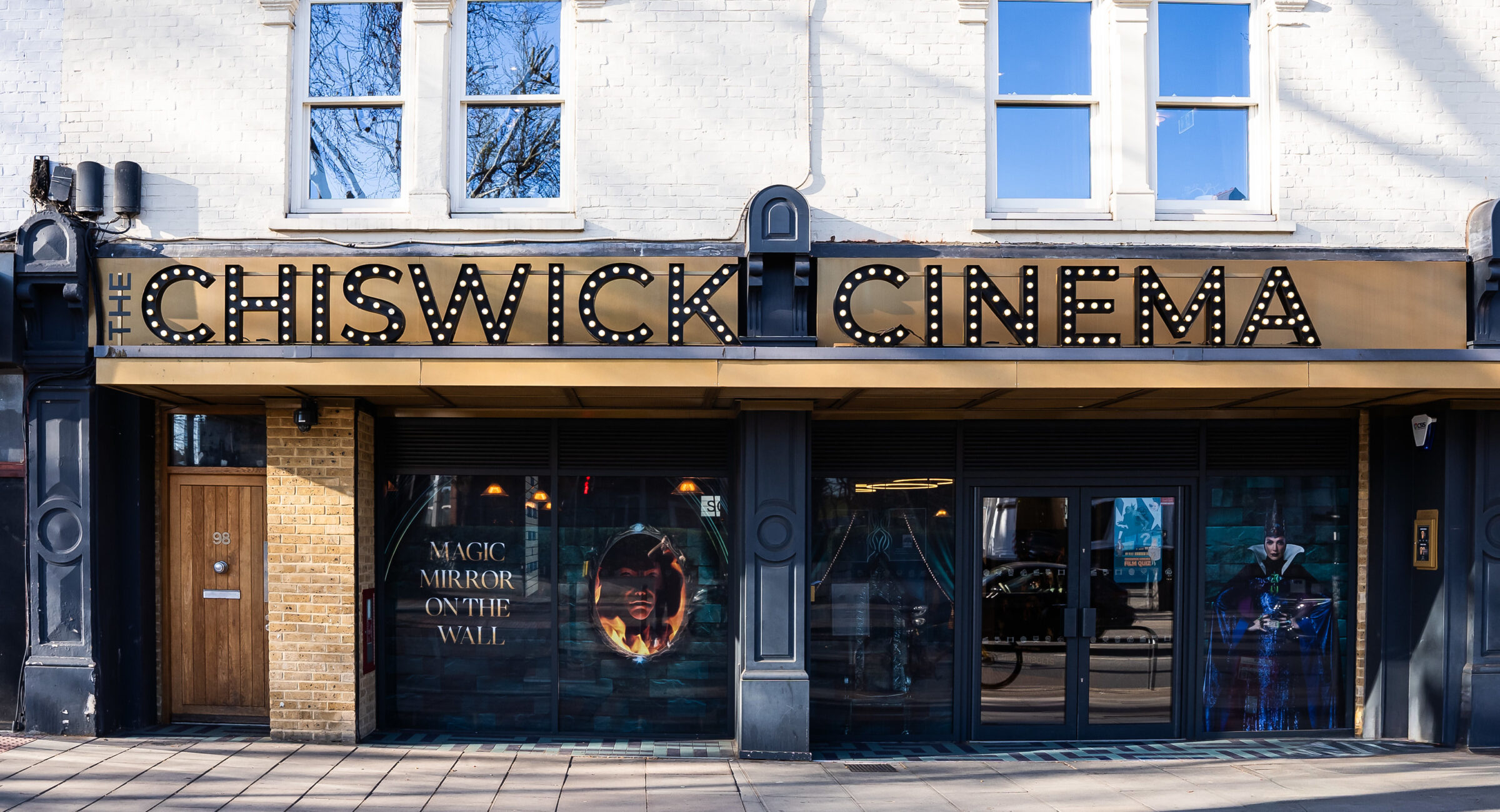 Chiswick cinema exterior image.